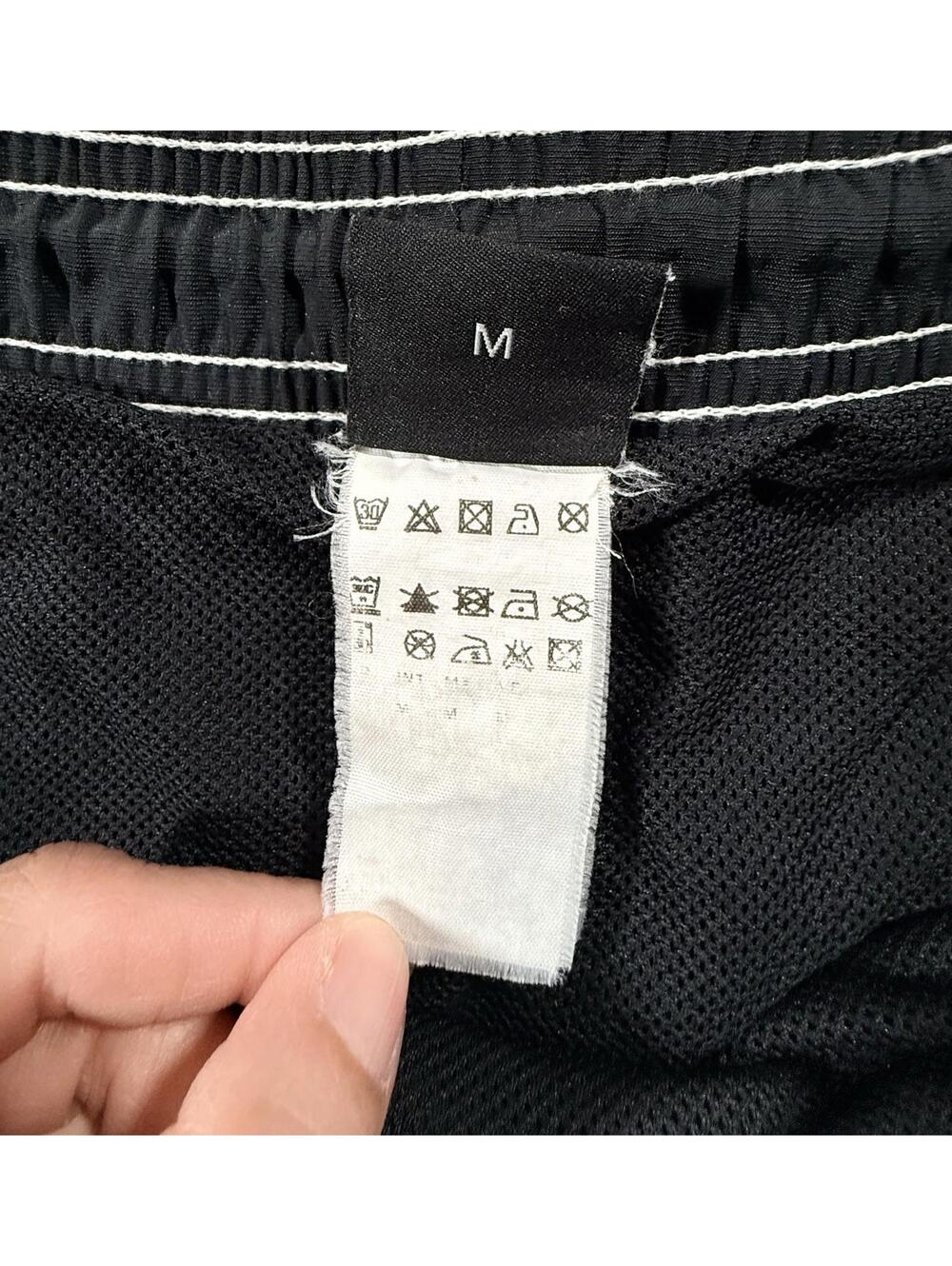 Hugo Boss Lobster Men's Swim Trunks Black Size Medium - Picture 4 of 9